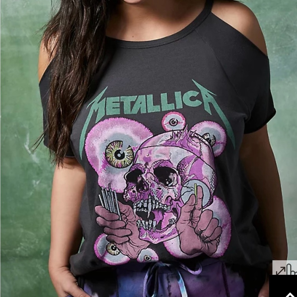 NWT Torrid Plus Size 00 Metallica Vintage Black Cold Shoulder *Still in plastic!
